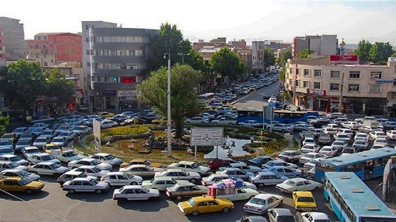 بحران ترافیک در ارومیه با شعار حل نمی‌شود/ ناوگان اتوبوسرانی ارومیه کاملا فرسوده شده است